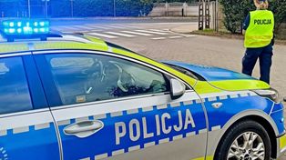 Przyjechał pod komisariat. Potrącił policjanta. Obława w Wielkopolsce