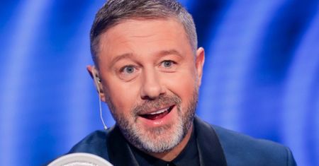 Andrzej Piaseczny ma STARSZEGO brata. Krzysztof jest sędzią. Podobni? (FOTO)