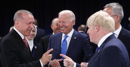 Krzysztof Płomiński: Iran ma czas. W przeciwieństwie do Zachodu