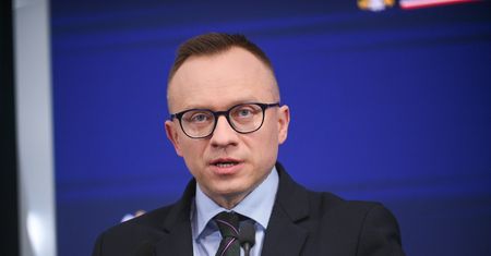 PiS szykuje kolejne pytania referendalne. Wiceminister ujawnia