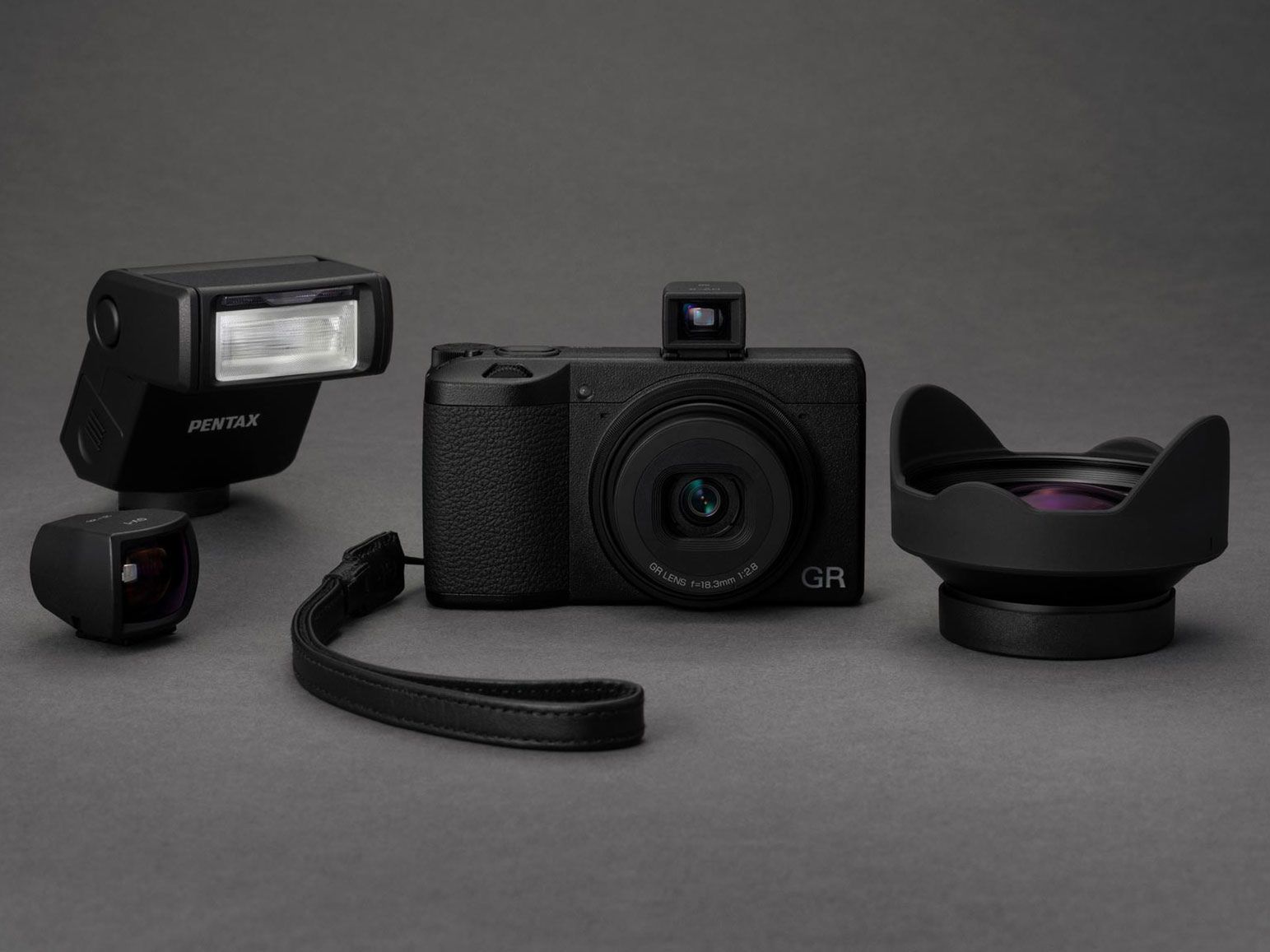 Ricoh GR III: znamy cenę i dostępność długo wyczekiwanego kompaktu 6