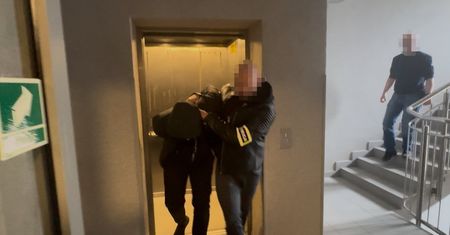 Brutalny atak w Warszawie. Policjant zareagował w ostatniej chwili