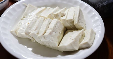 Najlepsze i najgorsze produkty dla tarczycy. Zakazana soja i gluten? Rozwiewamy wątpliwości