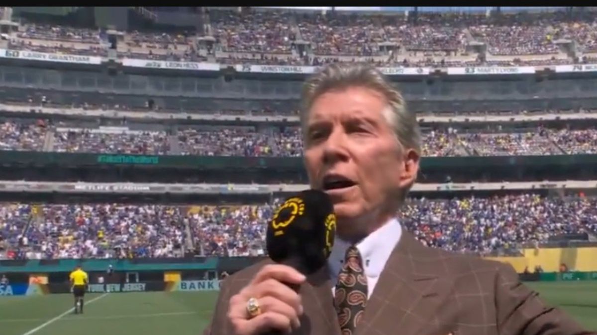 Michael Buffer przed półfinałem Klubowych Mistrzostw Świata