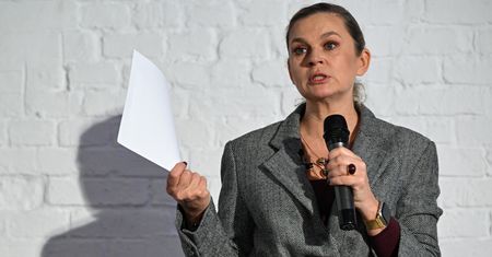 Zabójstwo 11-latki w Jeleniej Górze. Ministra edukacji zabrała głos