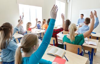 Polski Ład korzystny dla nauczycieli? Ministerstwo finansów pokazuje wyliczenia