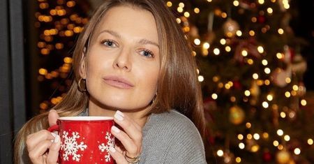 Anna Lewandowska chwali się choinką w warszawskim apartamencie  (FOTO)