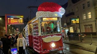 Szczecin: Świątecznie rozświetlona "Perełka" i Swing przejadą ulicami