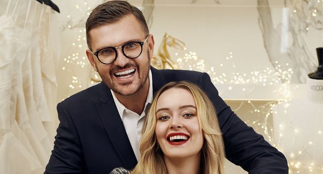Maciej Zień reklamuje kolekcję zapachów Little Black Dress od Avon