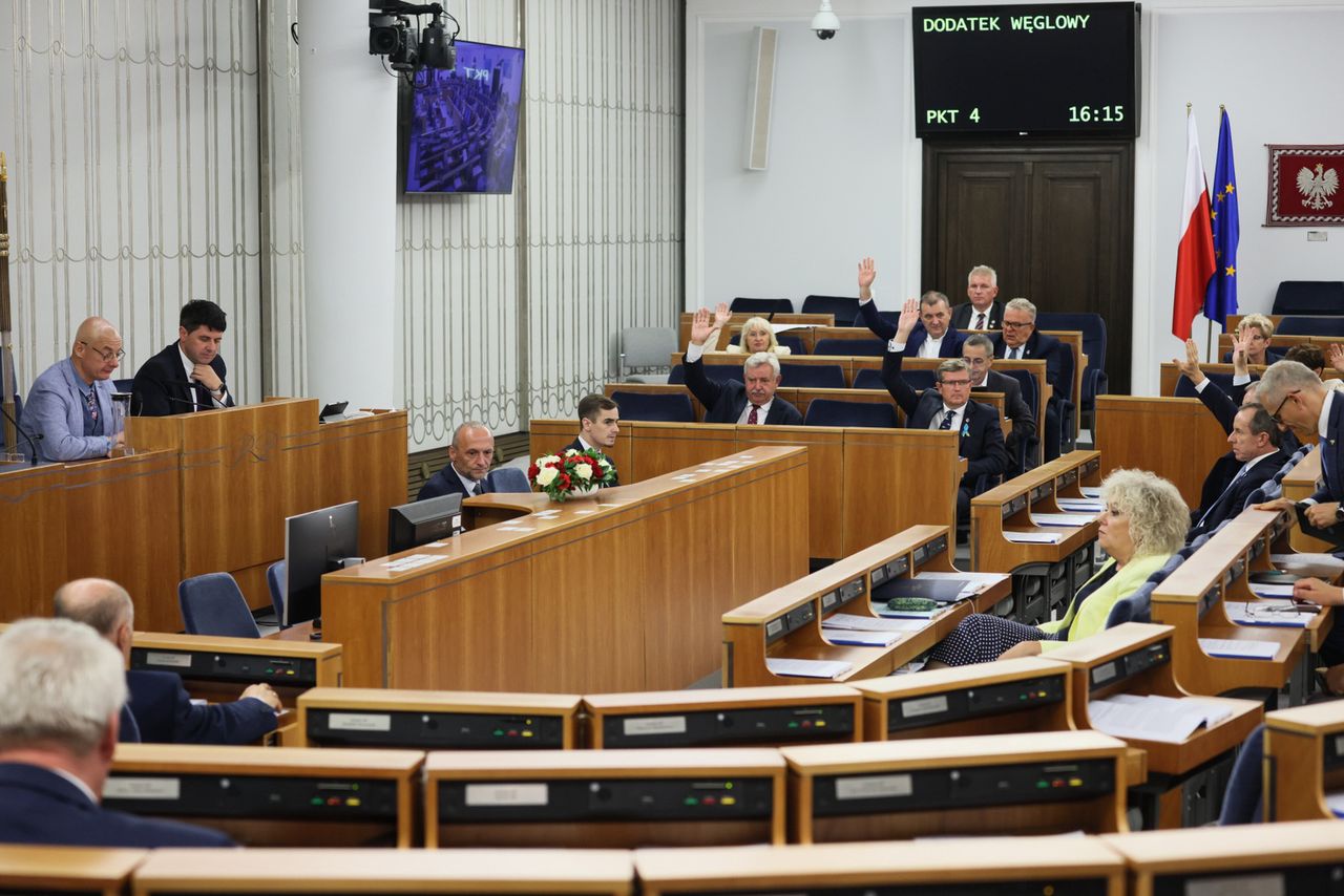 Senat. Gorąca dyskusja o dodatku węglowym i awantura o "machera"