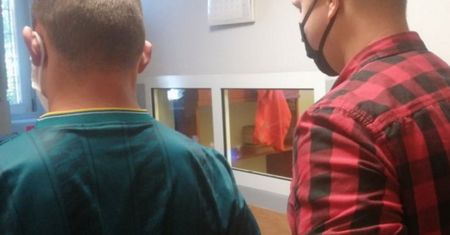 22-latek okradł dziecko ze słuchawek. Teraz wpadł w ręce policji
