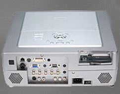 Toshiba TDP-TW355U - projektor bez kabli 9