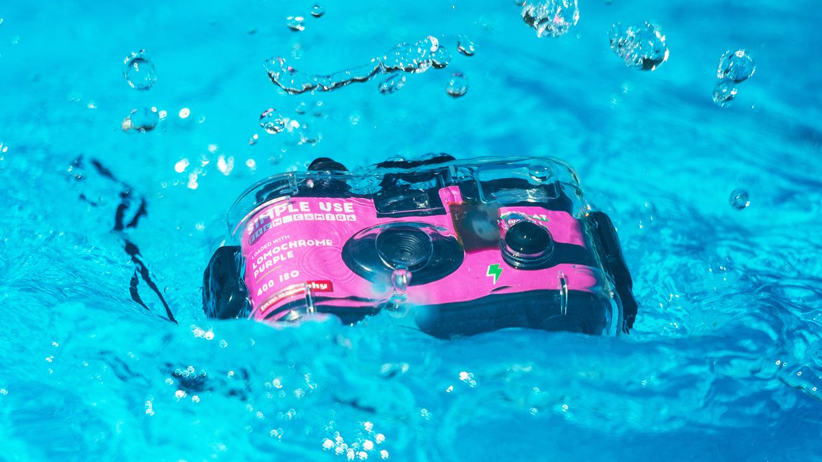 Lomography Analogue Aqua – hipsterski kompakt na film w obudowie wodoodpornej 1