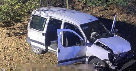 Wypadek na Mazowszu. Przerażające, co zrobił syn, gdy ojciec konał