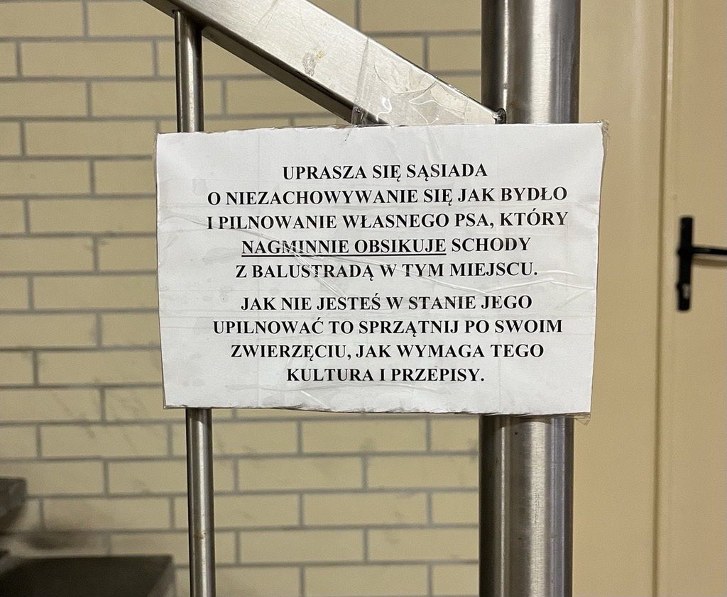 Kartka wisi już od kilku tygodni