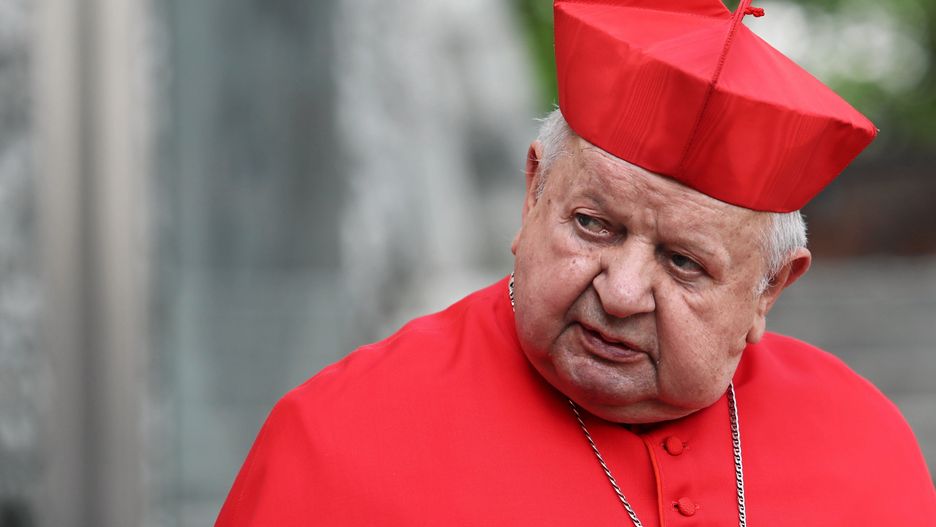 ocesja ku czci swietego Stanislawa przeszla z Wawelu na Skalke . N/z Arcybiskup krakowski kardynal Stanislaw Dziwisz .
Fot. Jakub Porzycki / Agencja Wyborcza.pl
Fot. Jakub Porzycki / Agencja Wyborcza.pl
skalka, wiara, religia, kosciol, swiety stanislaw, /FR/