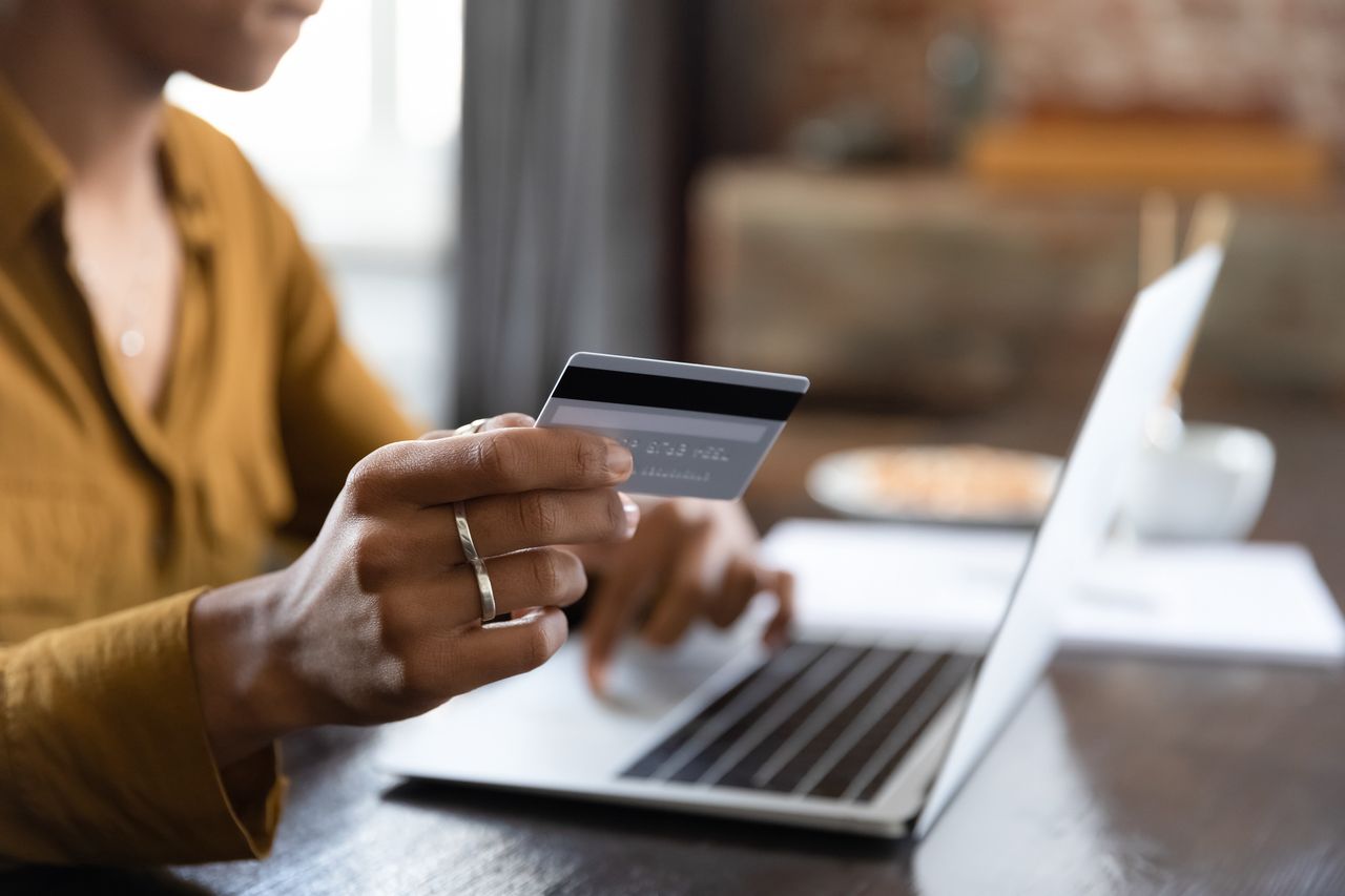 Finanse online. Już nie tylko wydatkami, ale też długami możemy zarządzać w sieci