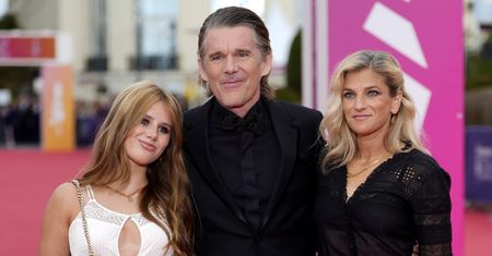 Ethan Hawke zabrał na czerwony dywan żonę i 15-letnią córkę