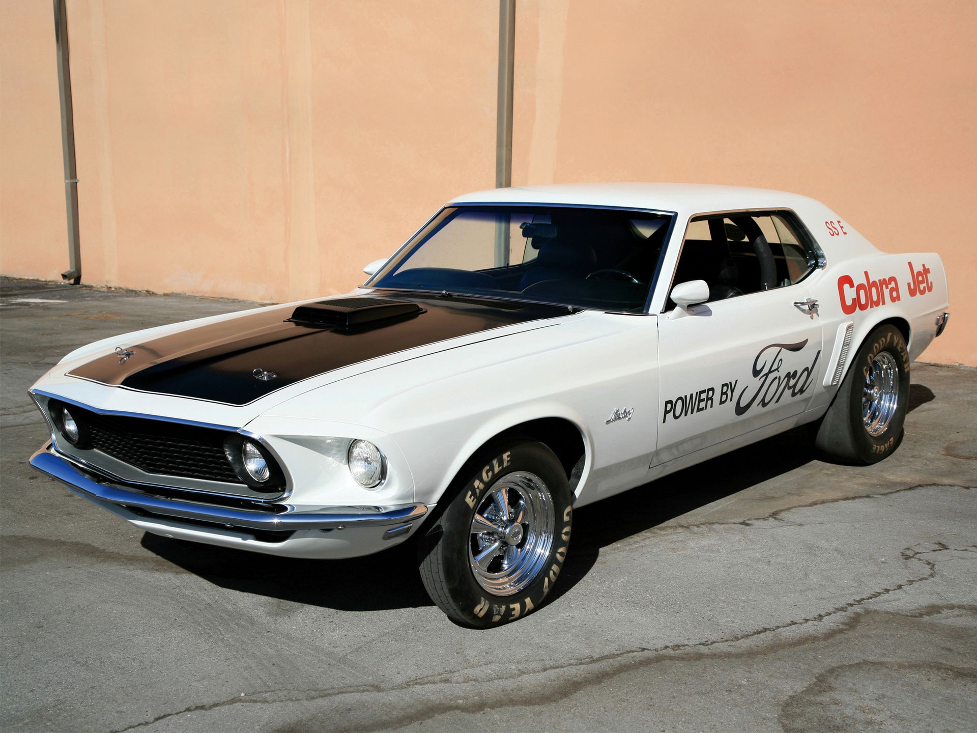 Ford Mustang I: ewolucja od malca po Bossa [galeria zdjęć] 75