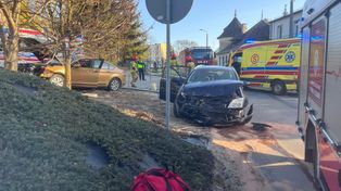 Krasnystaw: Zderzenie dwóch aut. Jedna osoba w szpitalu