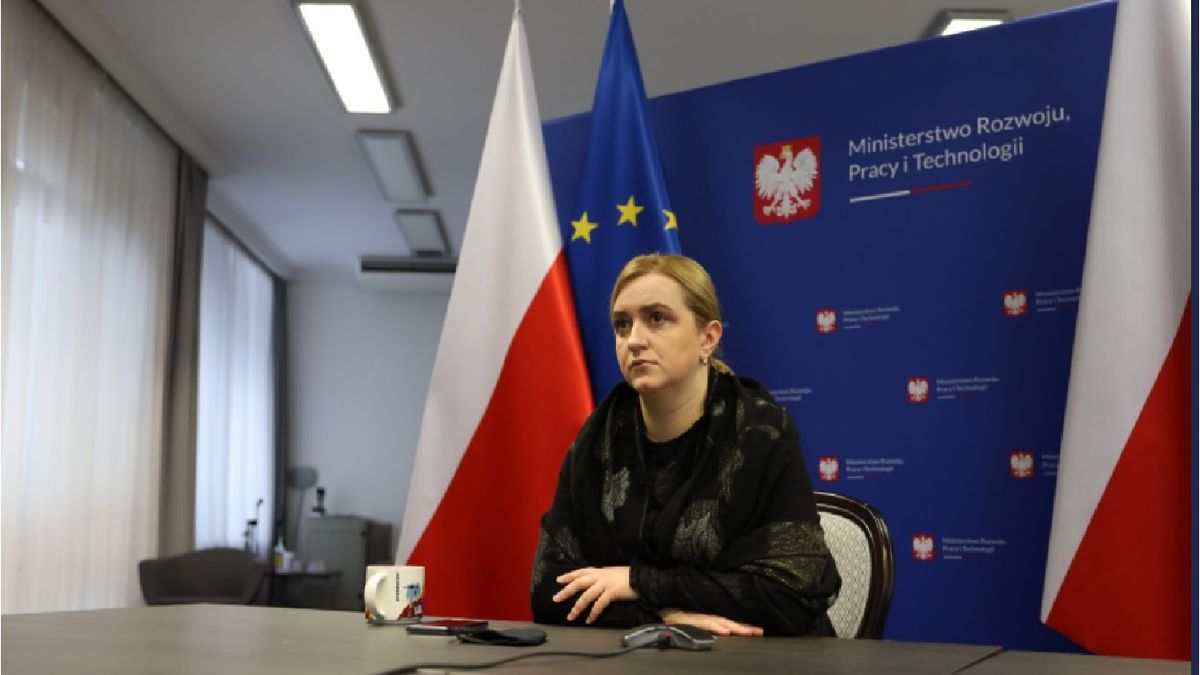 rząd na ten moment nie przewiduje oddzielnej pomocy dla przedsiębiorców z dotkniętych lockdownem regionów