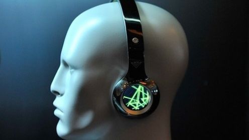 Słuchawki dla pozerów - ubaw dla pasażerów 1