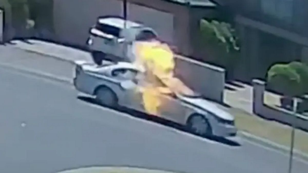 Samochód stanął w płomieniach