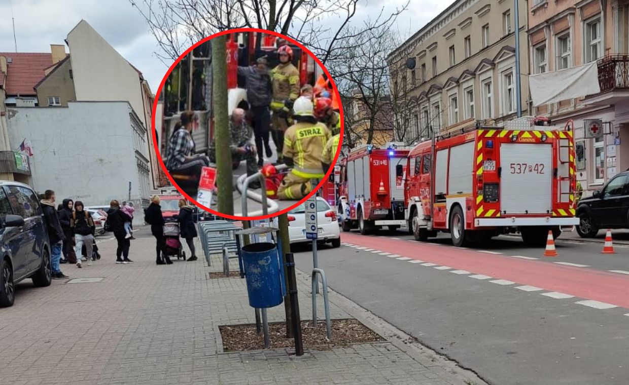 Wynosili dzieci jedno po drugim. Dramatyczna akcja strażaków