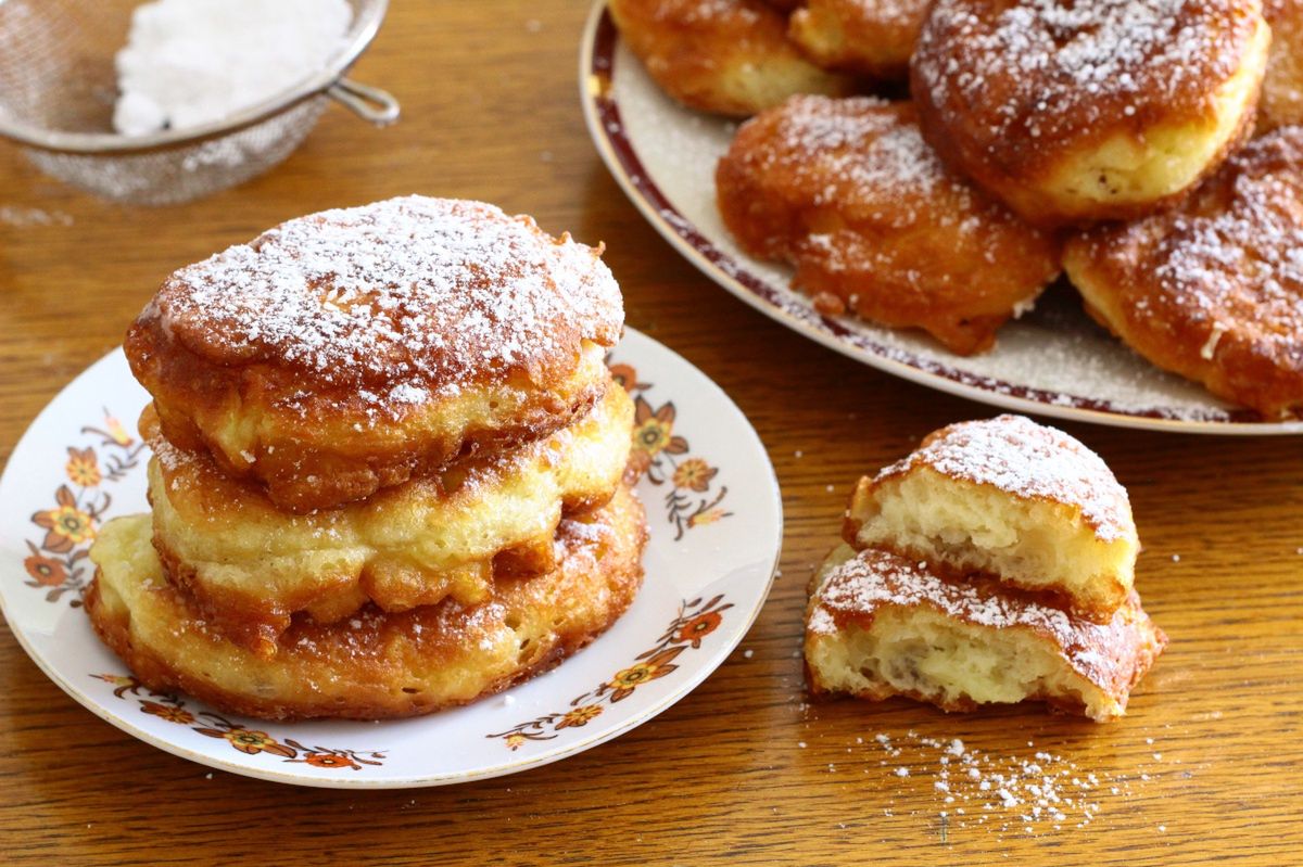 A fresh take on breakfast: Peach fritters with rose honey