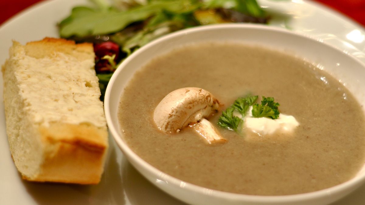 Zupa z kurkami od Magdy Gessler