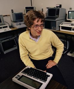 Bill Gates pokazał swoje stare CV. Po co umieścił takie informacje?