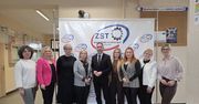 Konin: Wicekurator oświaty odwiedził „Hutniczą”. Spotkanie z uczniami