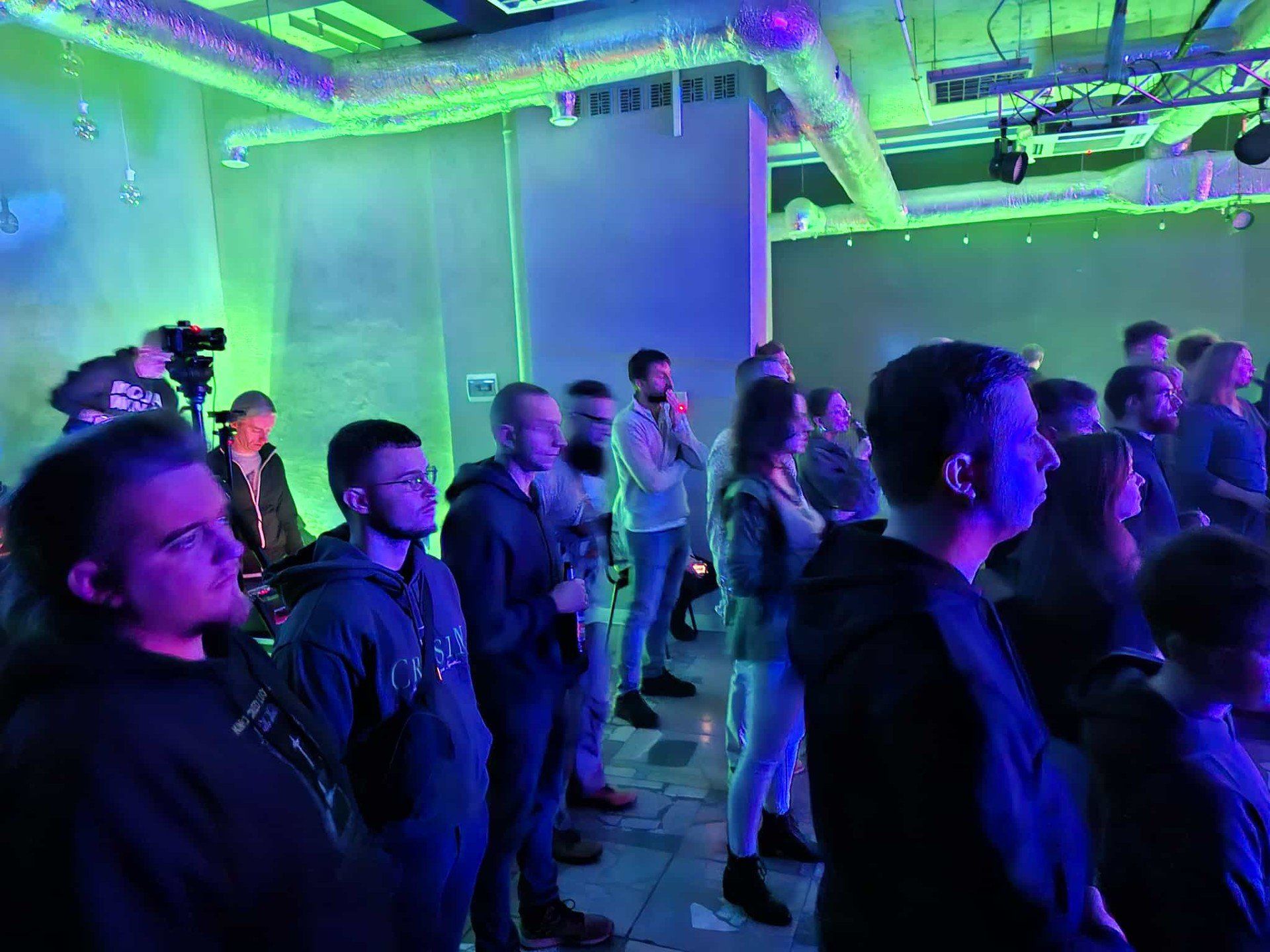 Publiczności w klubie