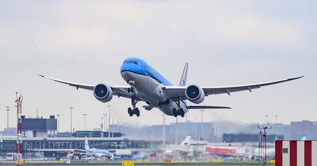 Sąd ukarał pasażera. Nie może do 2055 r. latać tymi liniami. Oto powód