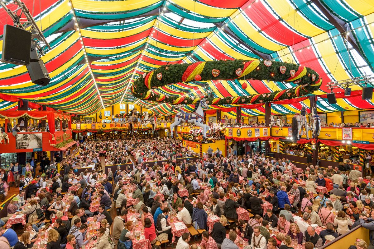 Oktoberfest, Monachium - zdjęcie ilustracyjne 