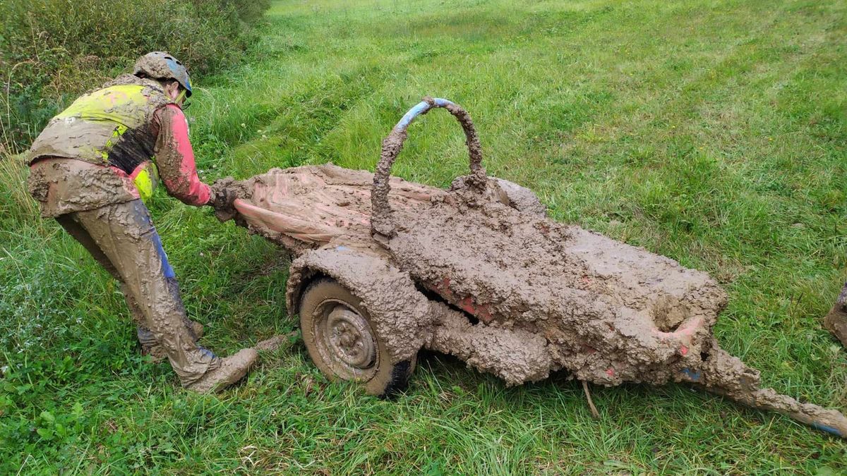 Ekstremalne warunki panują w Bieszczadach, jest mnóstwo błota