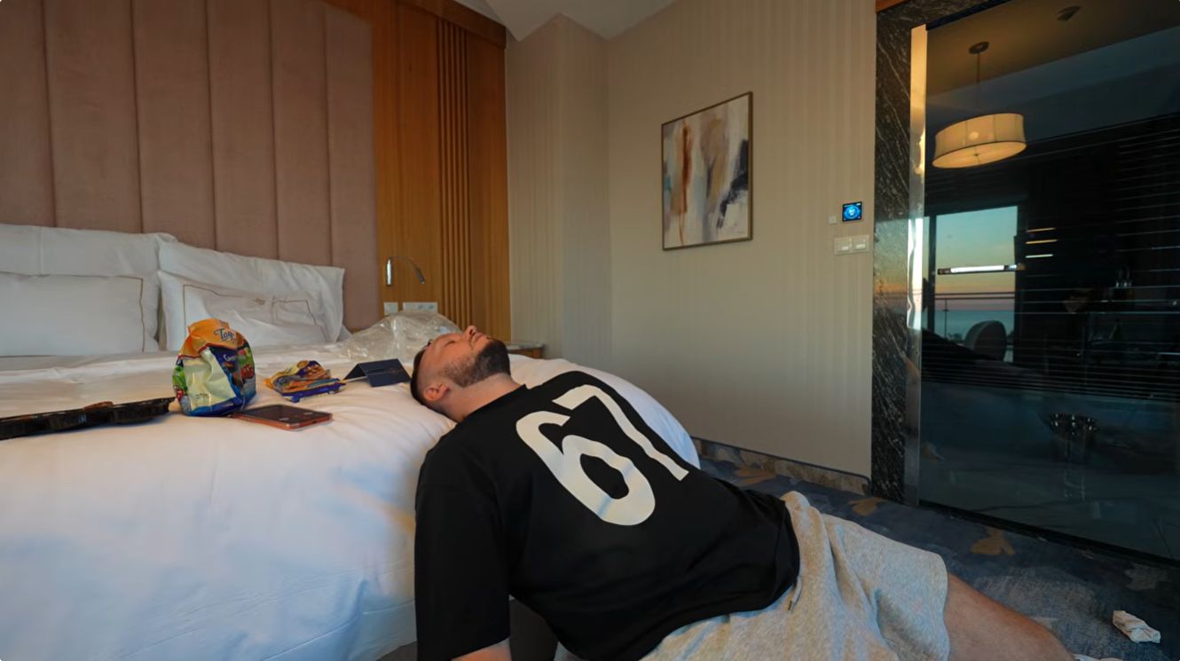 Przygody Książula i spółki w Hotelu Gołębiewski w Pobierowie