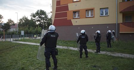 Lubin. Poseł o demonstracjach pod komendą. "Po interwencji policji nie może umierać człowiek"