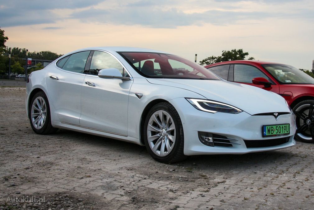 Tesla Model S