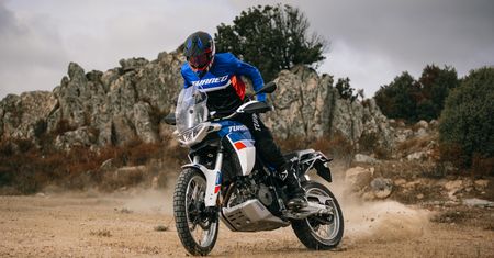Aprilia Tuareg 660 z pełną specyfikacją. Adventure średniej klasy wjedzie do salonów