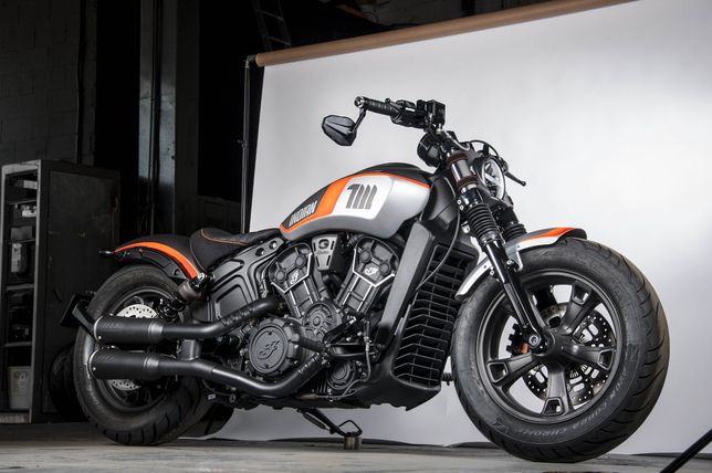 Indian Scout Bobber Sixty Neon