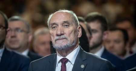Urzędnik szpiegował dla Rosji. Był członkiem komisji Antoniego Macierewicza
