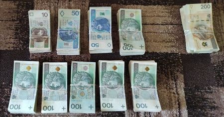 Dorabianie w salonie masażu. Akcja policji w Katowicach