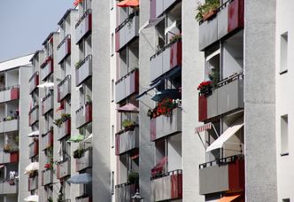 Prawie pół miliarda złotych - tyle są winni lokatorzy właścicielom mieszkań