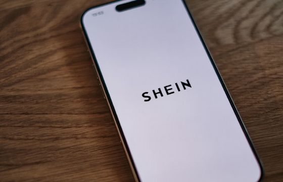 Osiem państw UE żąda działań wobec platform ultra‑fast fashion. Wśród nich jest Polska