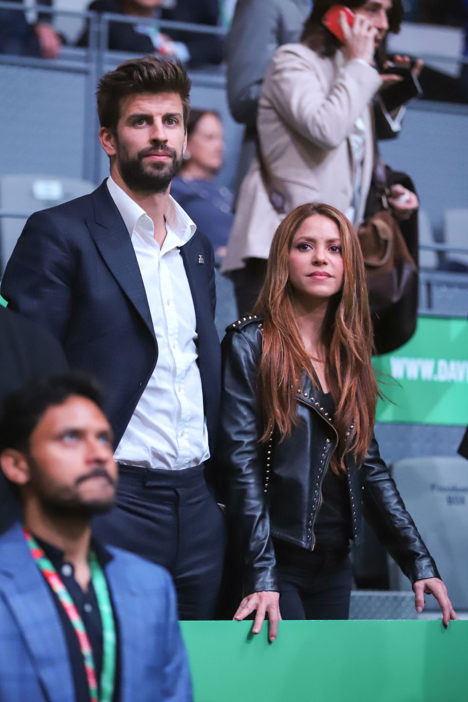 Gerard Pique zamieszkał z kochanką. Wcześniej chcieli zaczekać ze względu na Shakirę