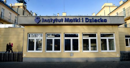 Konkubent pacjentki szpitala nie wie, co to wstyd. Wszystko zarejestrował monitoring