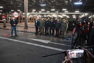 Granica zamknięta. Przewoźnicy: nie zdążyliśmy. Kierwiński odpowiada