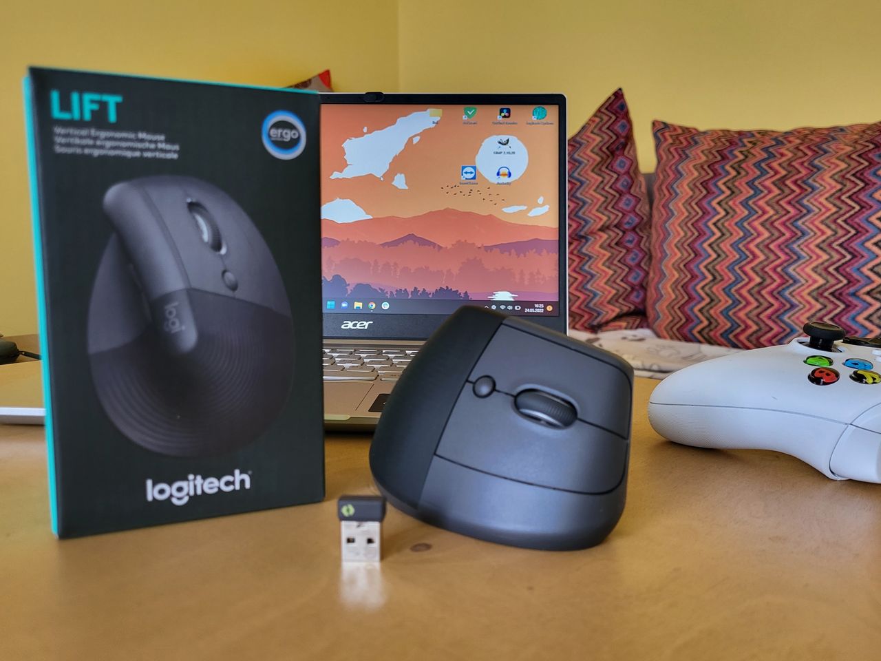 Logitech Lift - wertykalna ergonomia dla zmęczonej dłoni [Recenzja]