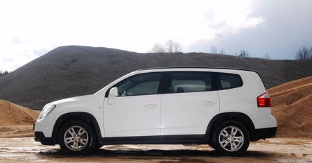 Używany Chevrolet Orlando – tani, przestronny, ale czy wart zainteresowania?